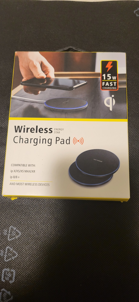 15W Fast Wireless Charging Pad - photo 2
