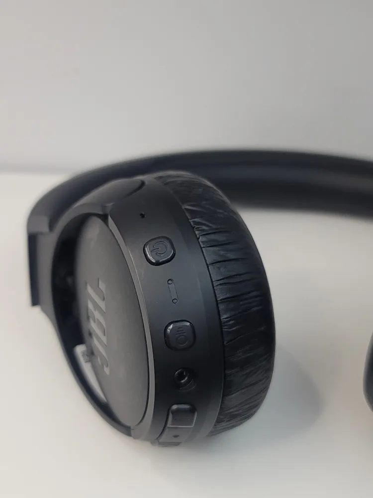 JBL Tune T660N Noise Canceling On-Ear Headphones - Black image indicator(2)