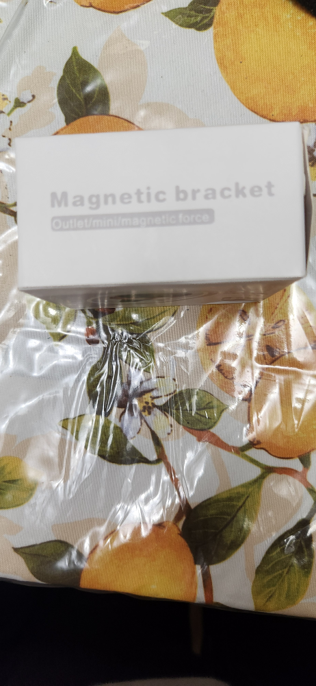 Magnetic Car Phone Mount - photo 3