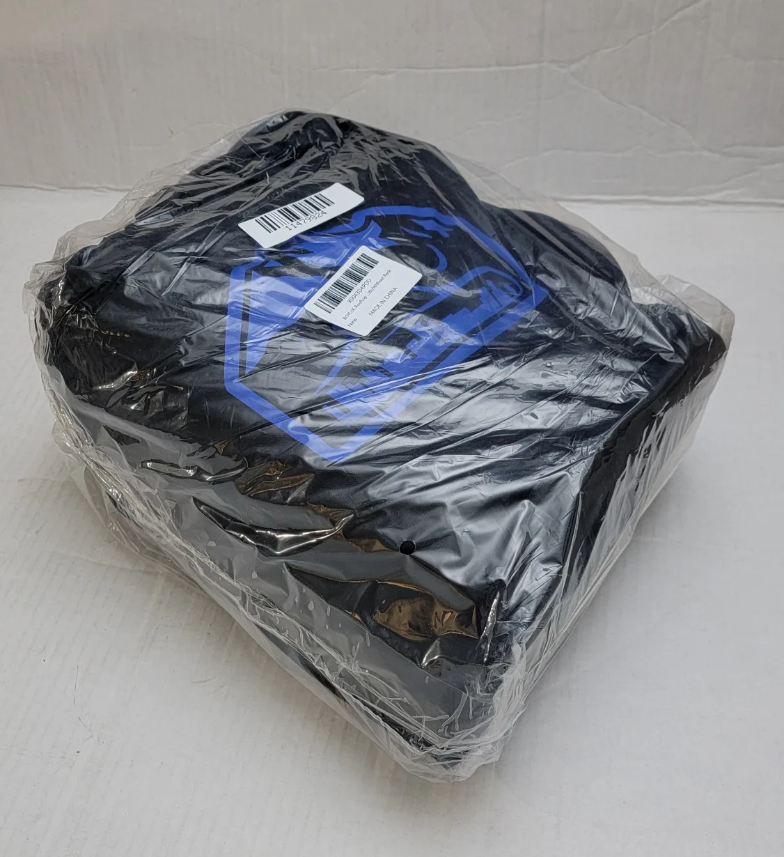 Roof Cargo Carrier 15 Cubic/425 L, 700D Waterproof w/ 6 Straps image indicator(9)