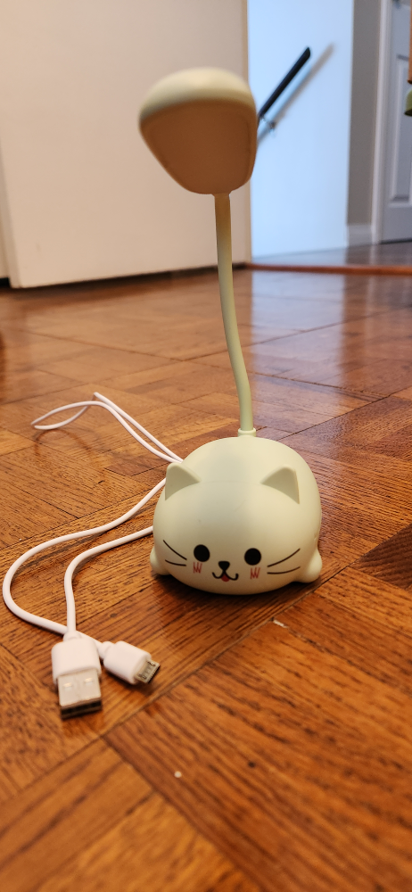 Cat-Shaped Night Light/Book Light - USB Rechargeable