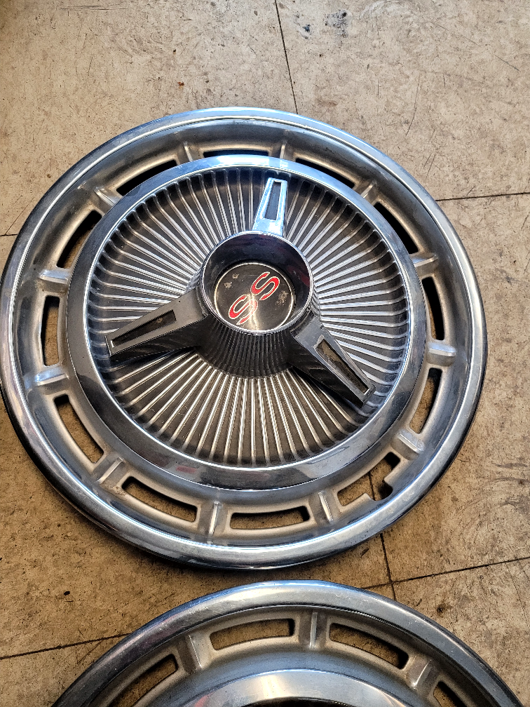 Set of Four Vintage Chevy SS Wheel Covers - photo 3