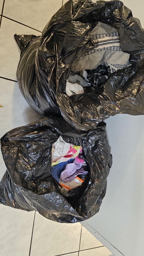 Large Lot of Kids'  n women's Clothing - Bulk Bundle - photo 2