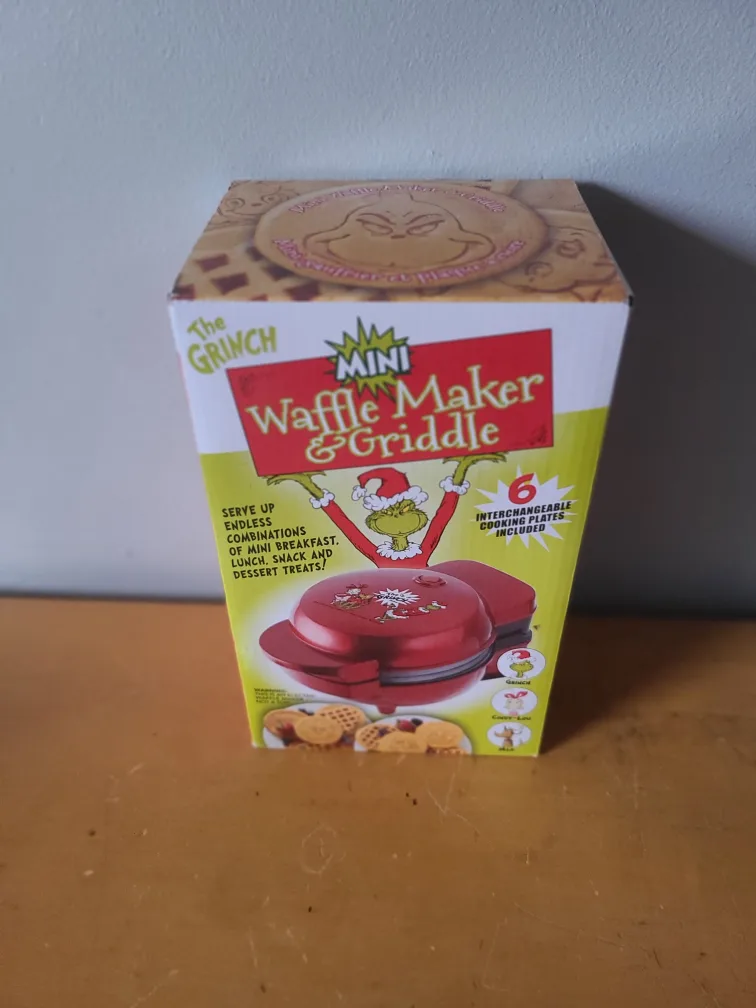 The Grinch Waffle Maker Griddle Christmas Home Pancake Kitchen image indicator(2)