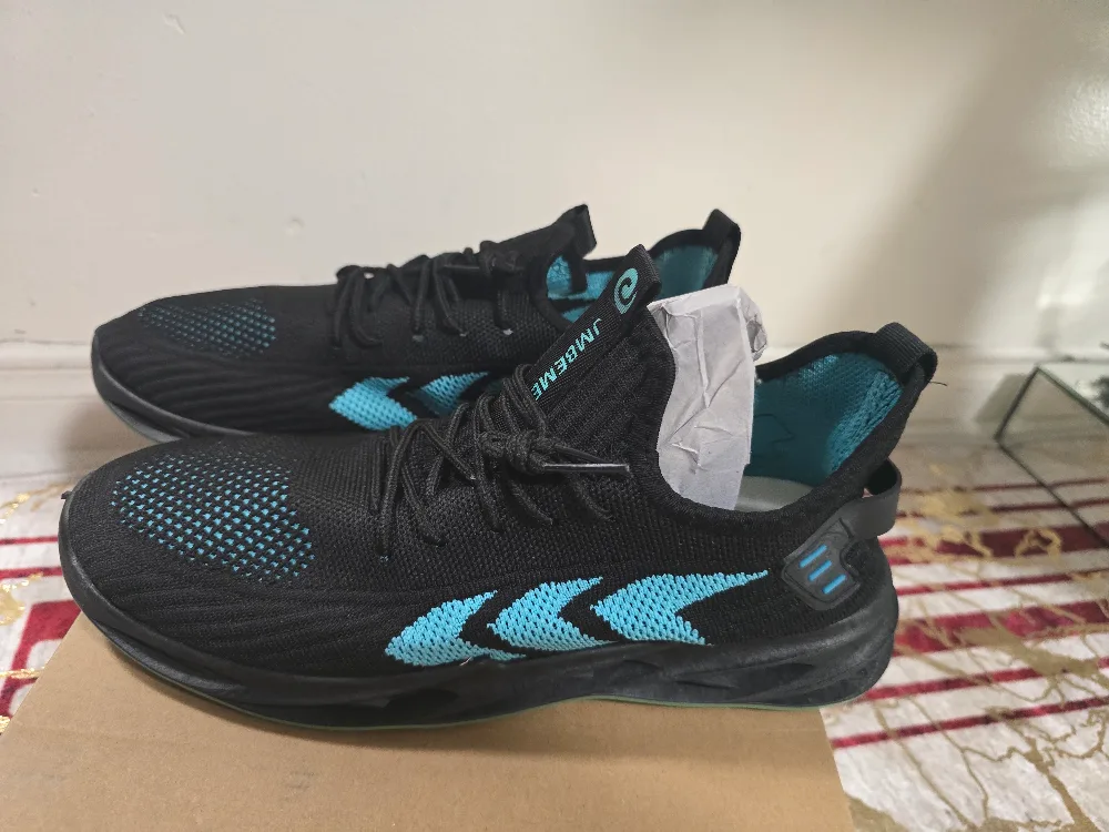 Brand new Running and Training Shous image indicator(3)