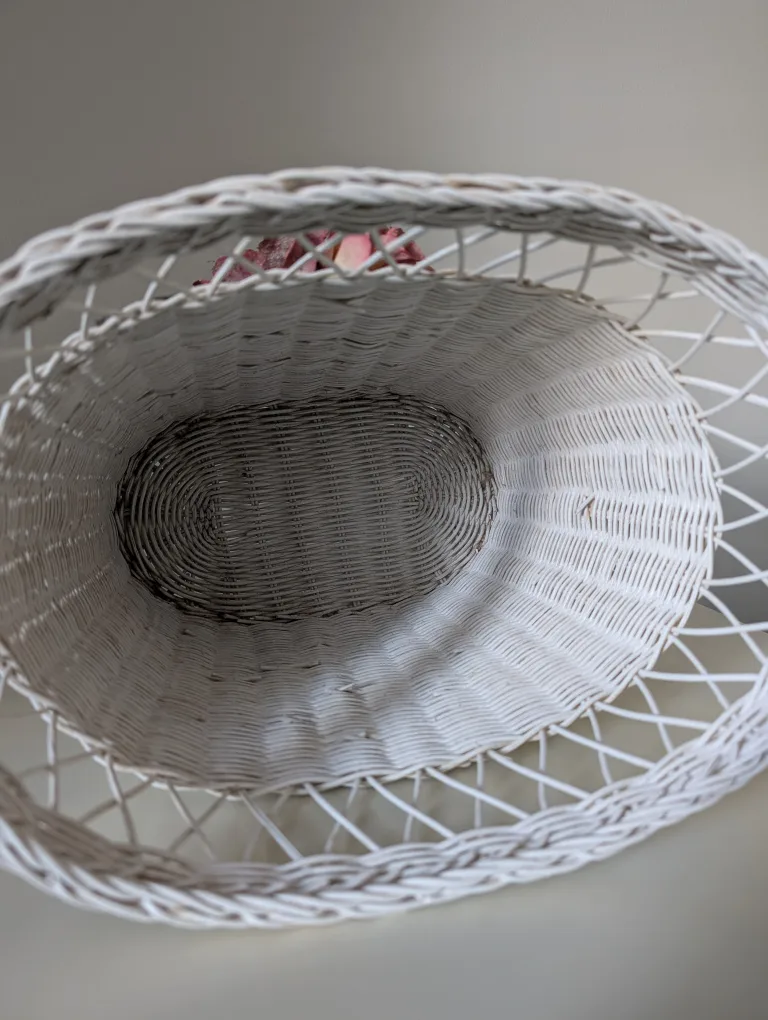 Vintage White Wicker Basket with Roses image indicator(5)