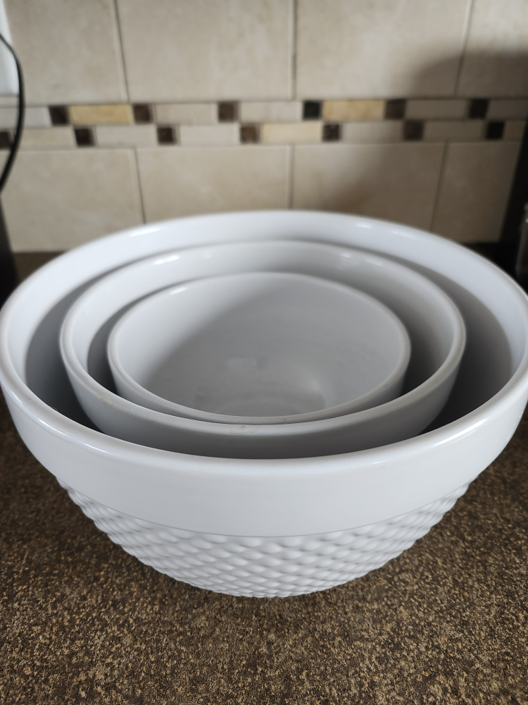 White Ceramic Mixing Bowls - Set of 3