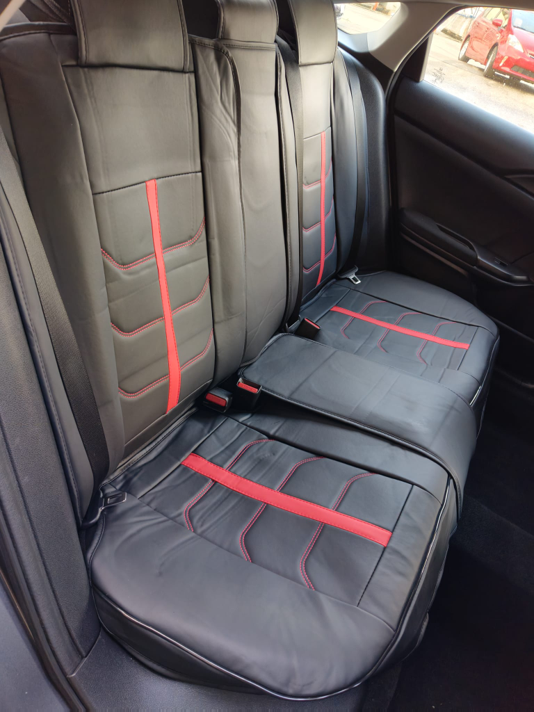 Universal Car Seat Covers - Black and Red - photo 3