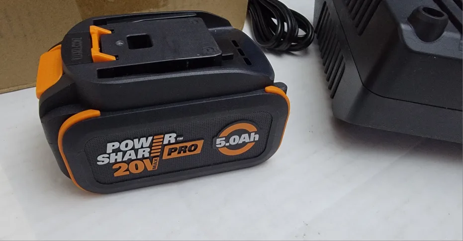 2X WORX 20V 5.0Ah Lithium Batteries & Dual Charger – WA3570 image indicator(7)