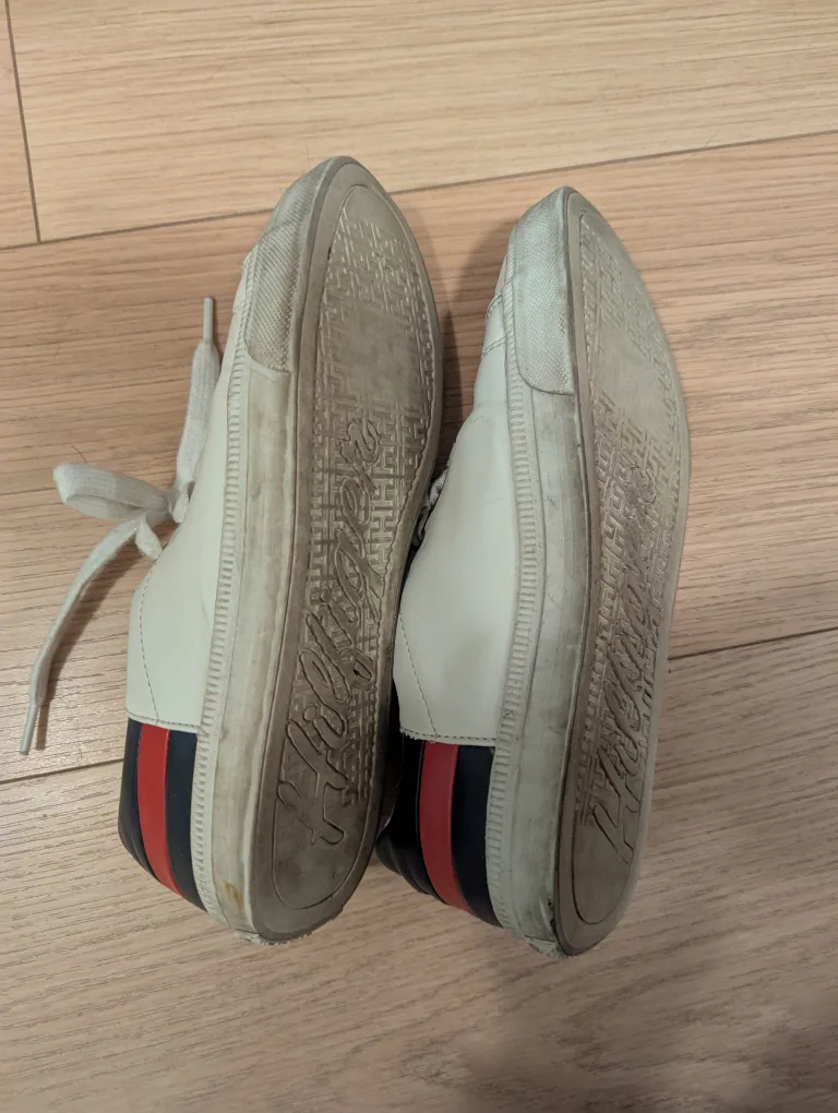 Tommy Hilfiger Women's White Sneakers Size 7.5 image indicator(4)