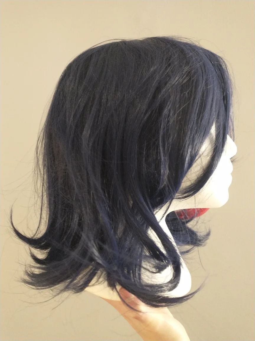 Dark blue and red Ryuko Matoi Wig image indicator(3)