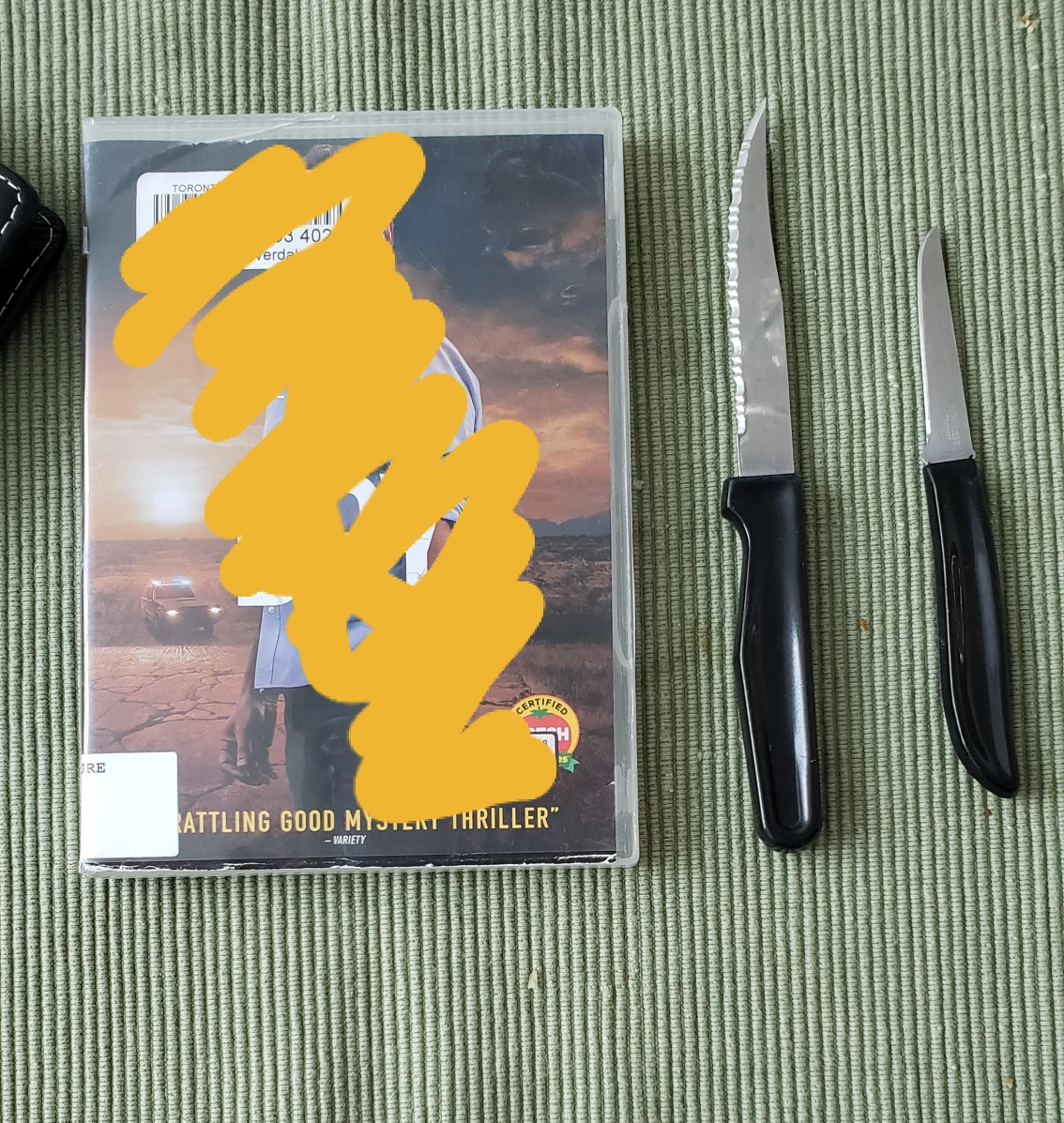 2 knives