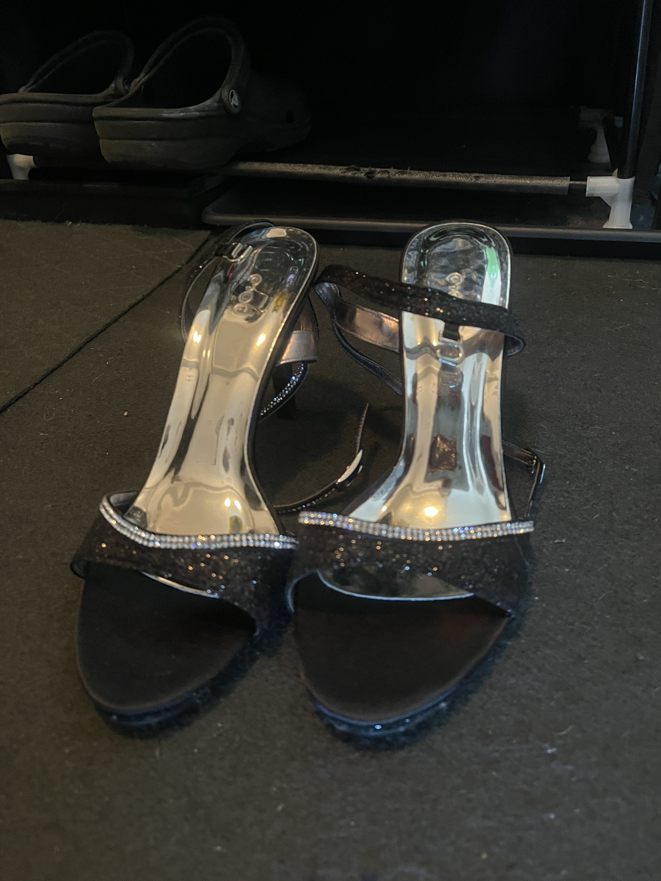 Cute 4-inch heels - photo 2