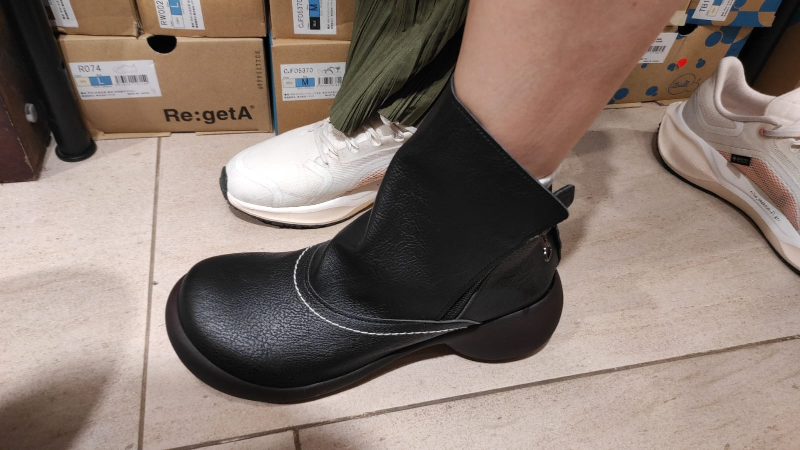 Regetta Canoe Women's Black Ankle Boots Size LL - photo 2