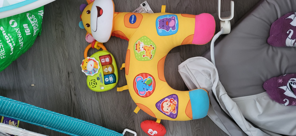 Tummy Time Giraffe With Music
