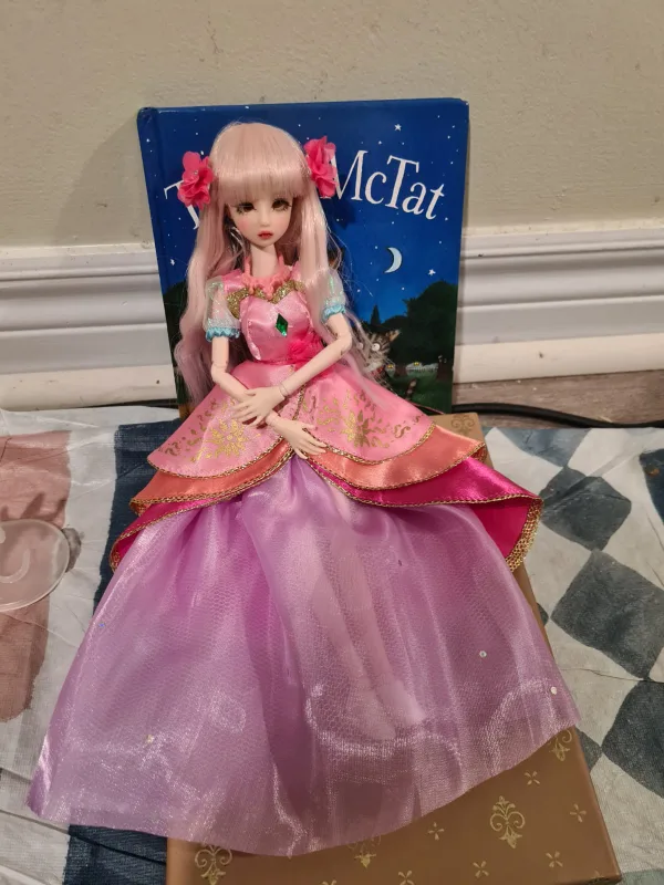 BUBBLEGUM PRINCESS BJD DOLL 1/6 - PINK HAIR AND GOLDEN EYES image indicator(7)