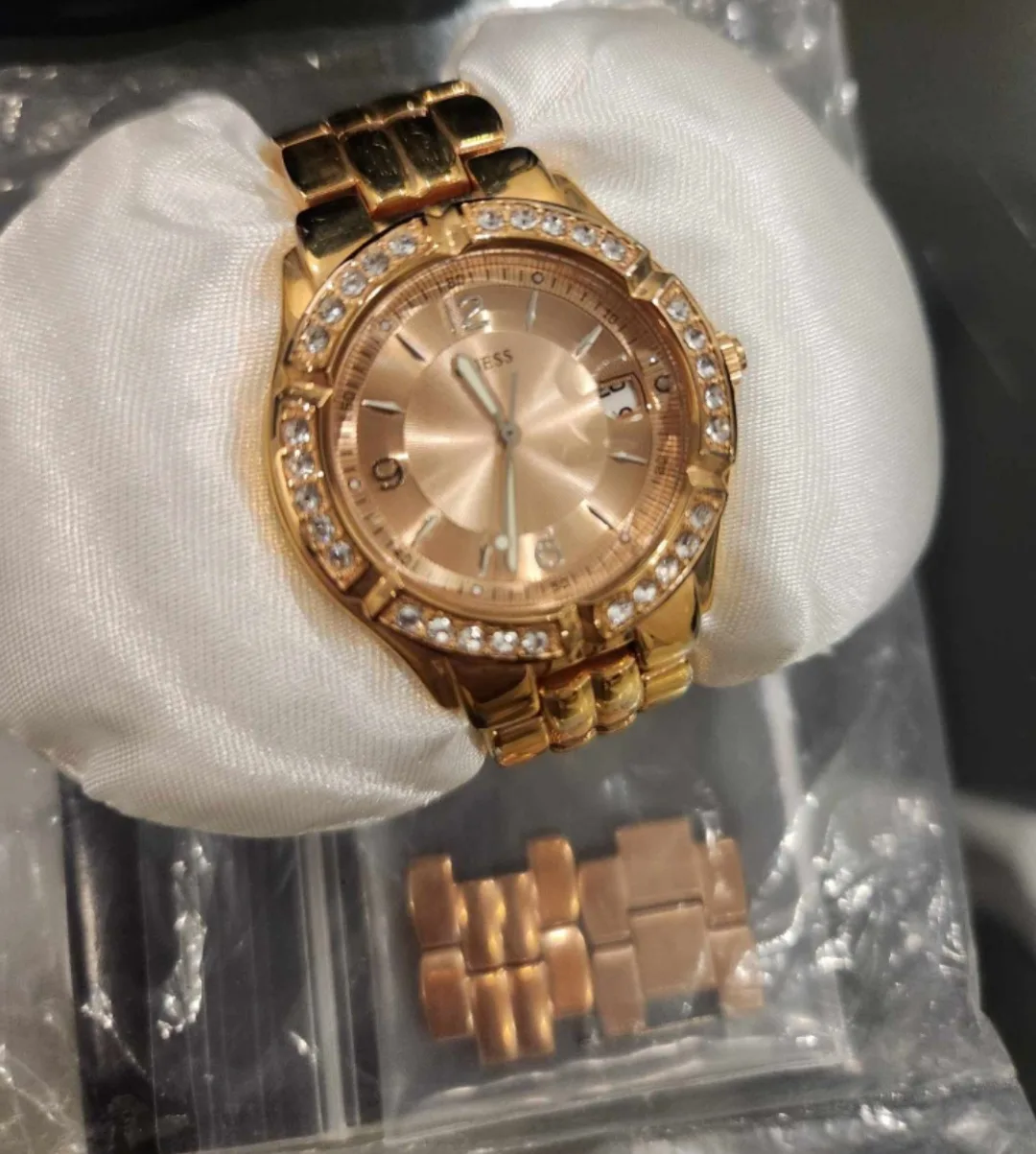 Guess Women's Rose Gold Watch with Crystals image indicator(8)