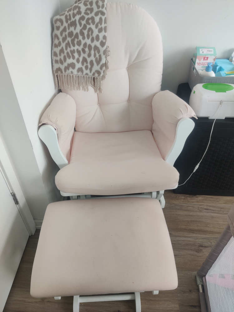 Pink Rocking Chair and Ottoman - photo 3