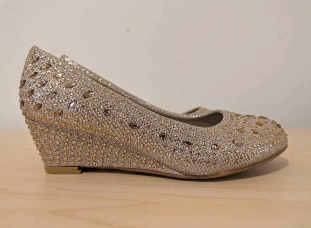 Children's Dress Shoes (Size 32 Euro/1 US) image indicator(2)