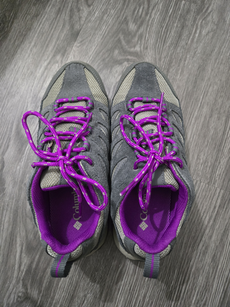 Columbia Women's Hiking Shoes - Size US 7.5