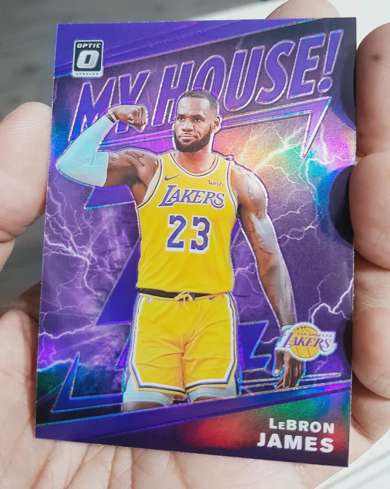 LeBron James lot 3 cards image indicator(3)