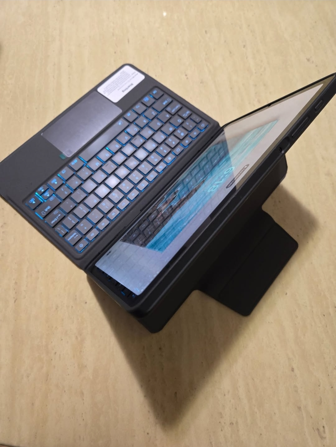 Samsung S6 lite Tablet and Stylus with Heapao Keyboard - photo 3