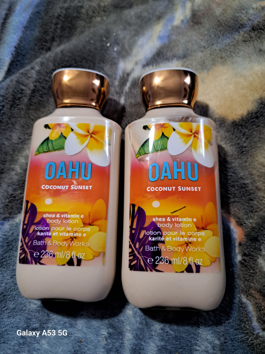 Bath & Body Works Oahu Coconut Sunset Body Lotion (2 x 236ml)