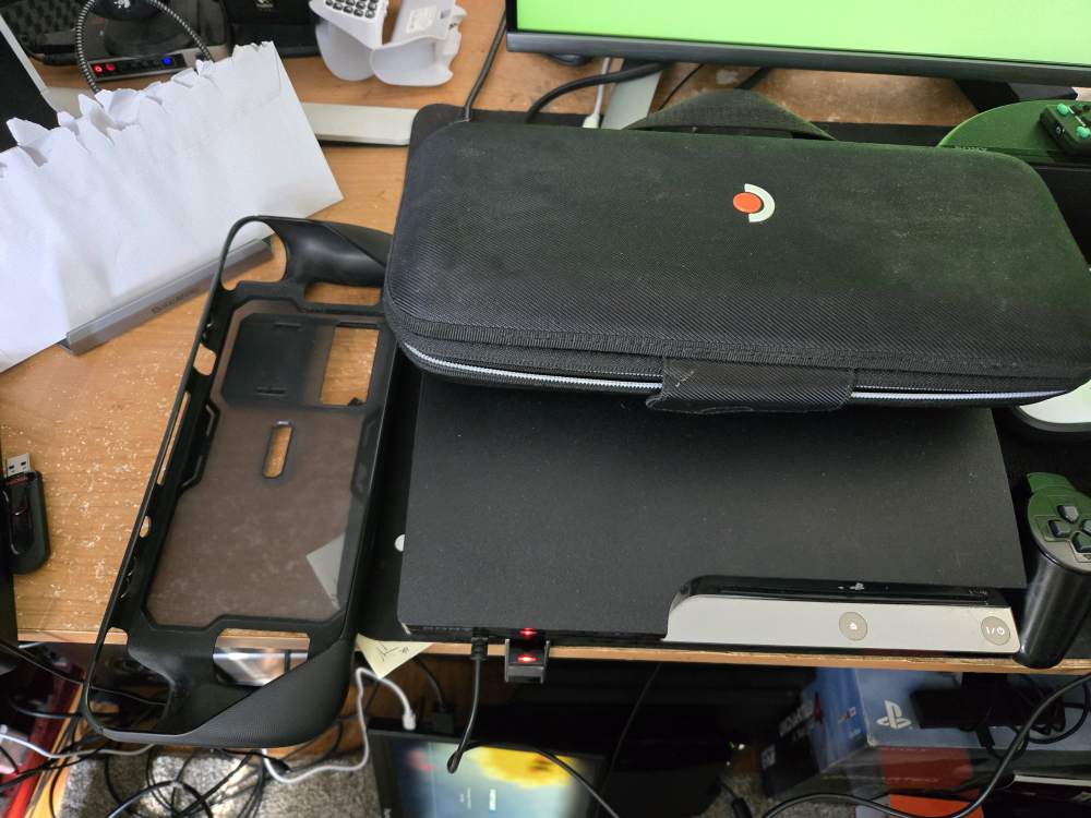 Steam deck oled 1tb with screen protector - photo 2