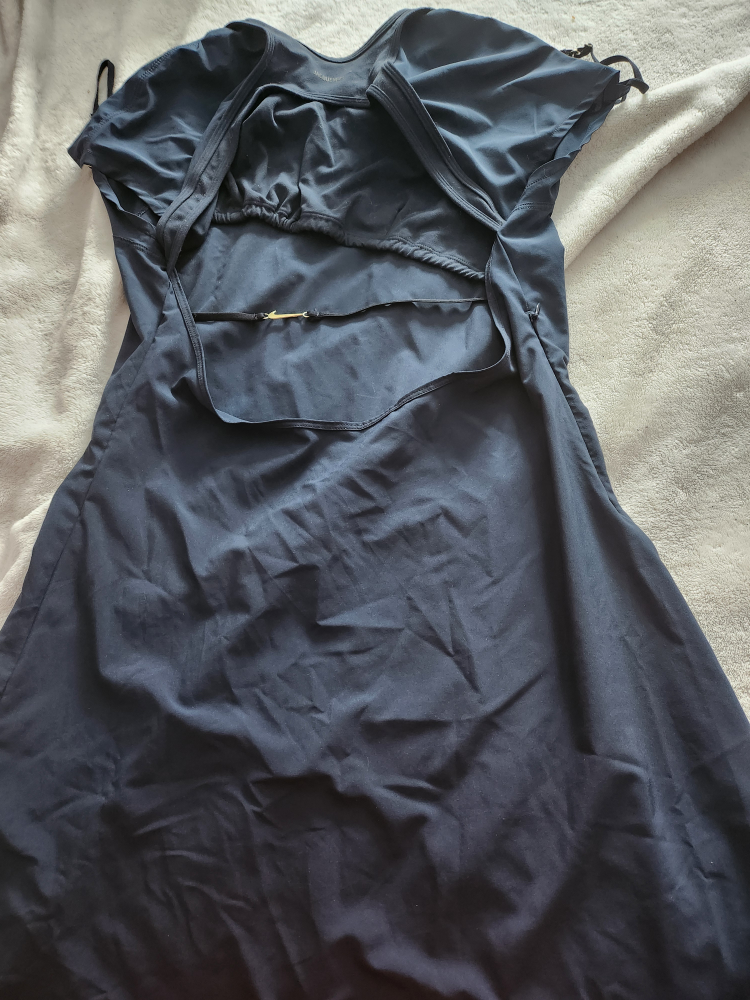 #Freecycle Sport Dress - Size Large.