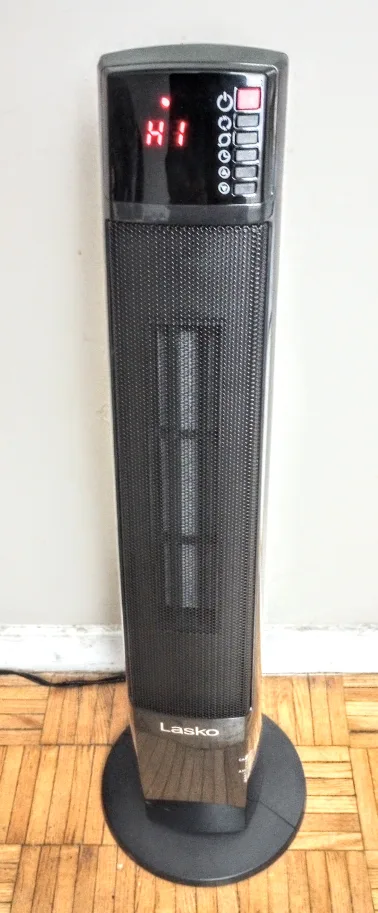 LASKO Tower Ceramic Heater with Remote . Model: CT 30796 image indicator(3)