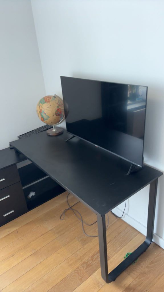 Black L-Shaped Computer Desk with Mesh Office Chair - photo 5