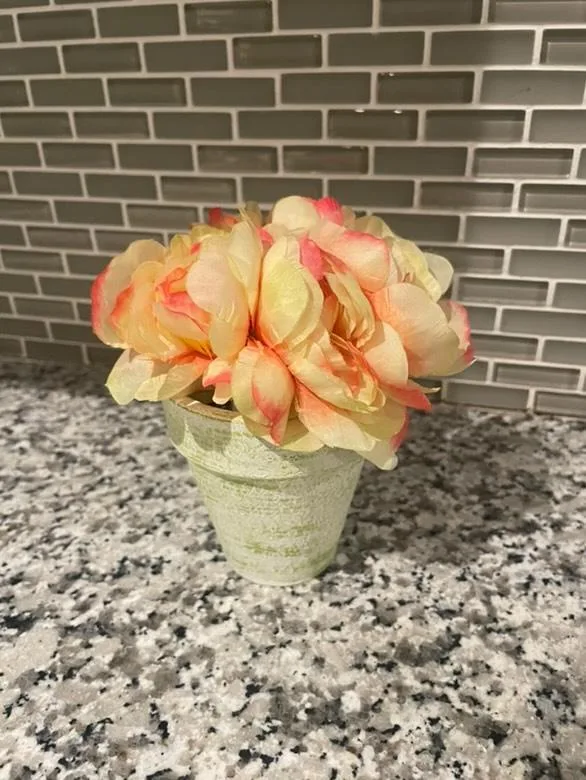 #freecycle Artificial Flower Arrangement in Distressed Pot thumbnail
