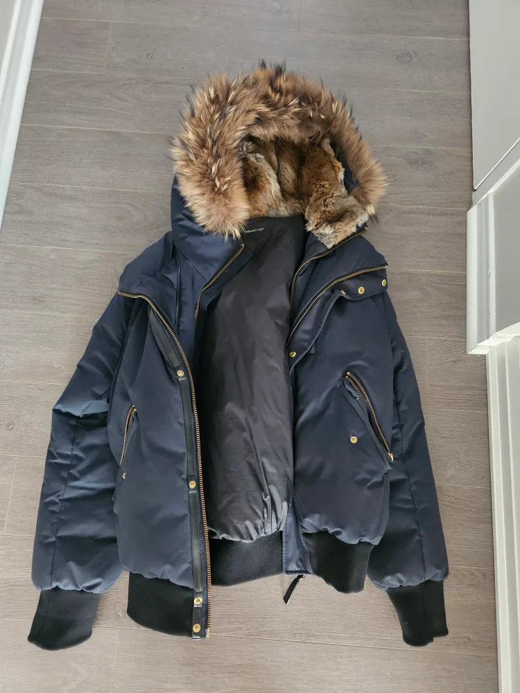 Mackage winter jacket size 44 image indicator(2)