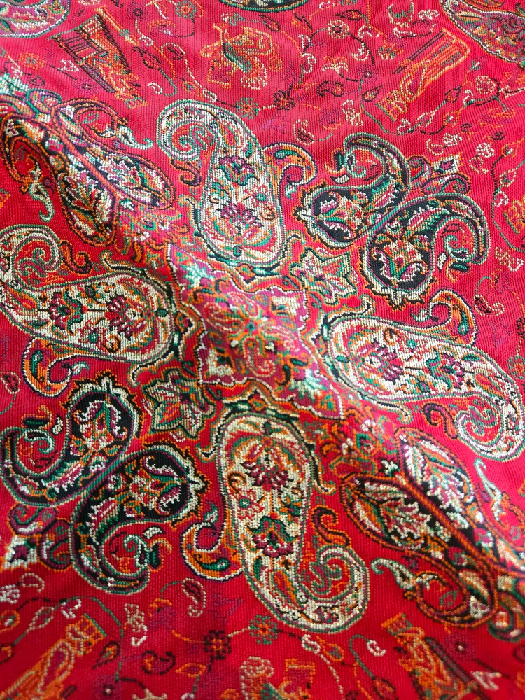 Red paisley patterned cushion Cover image indicator(4)