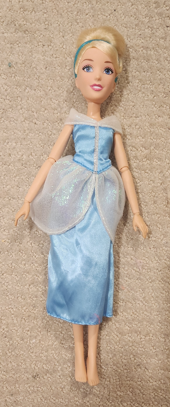 Cinderella 11" doll. #freecycle