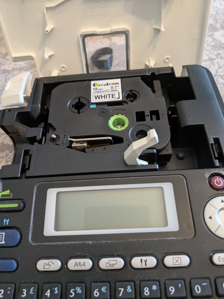 p touch label maker - photo 2