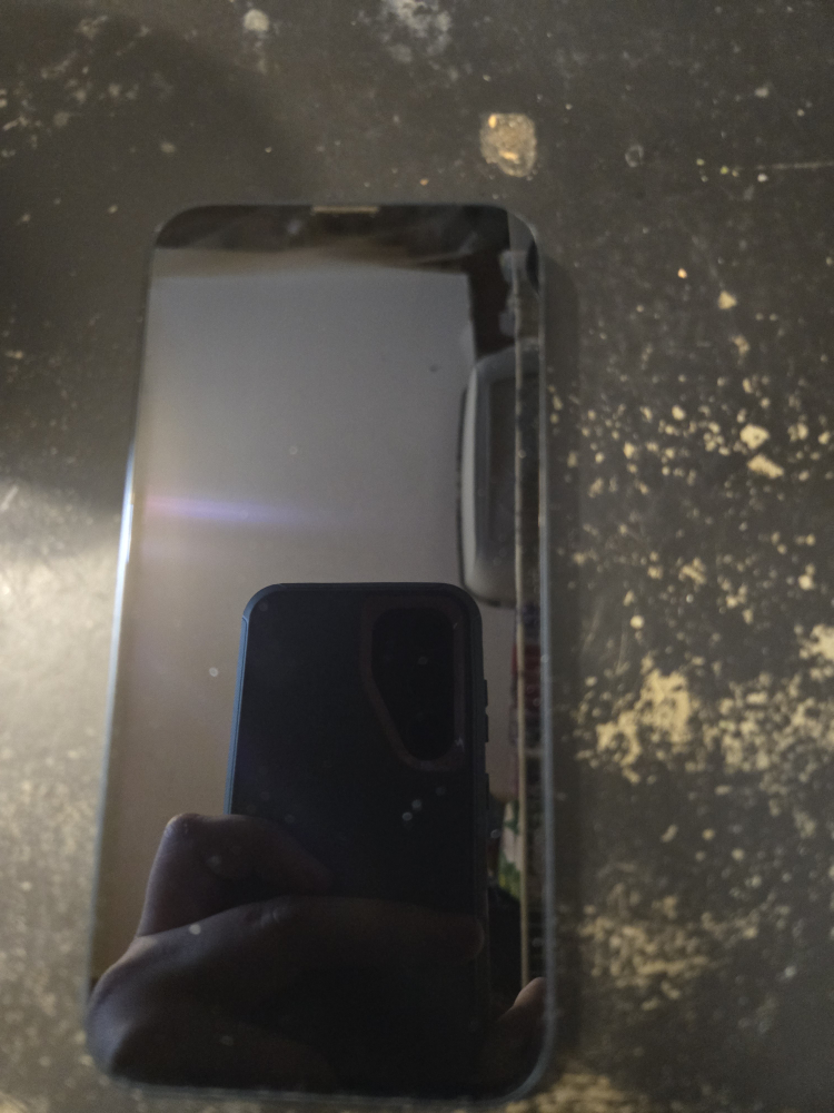 iPhone 14 Midnight