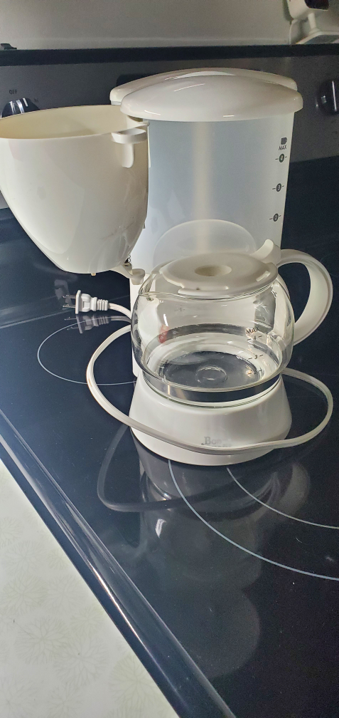 Bon Appetit 4-Cup Coffee Maker