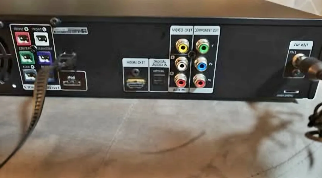 Samsung Home Theatre System / Blu-ray / DVD image indicator(6)