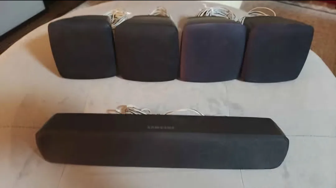 Samsung Home Theatre System / Blu-ray / DVD image indicator(7)