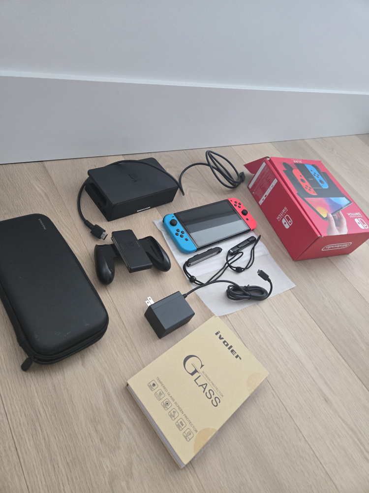 Nintendo switch OLED Mint condition