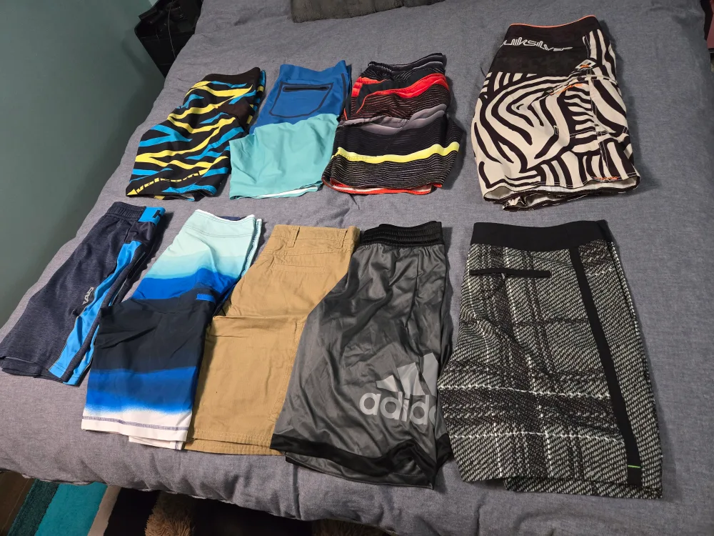 Men's Clothing Bundle - Medium and large image indicator(3)