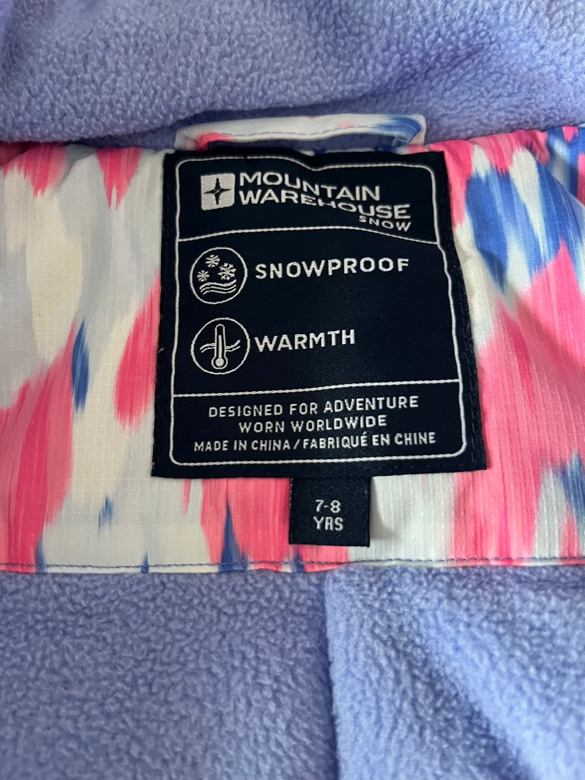 Kid’s snow jacket and pants image indicator(3)