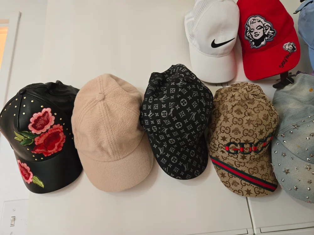 Women's FashionCaps image indicator(3)