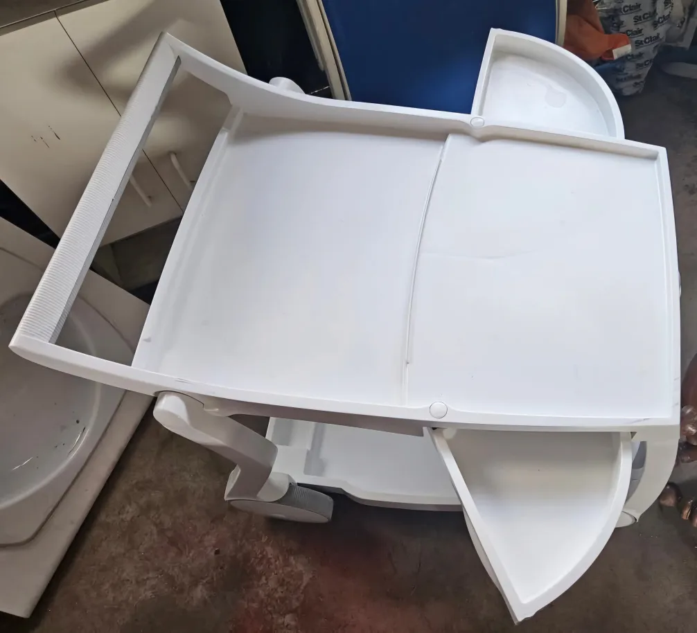 Molded Plastic Poolside Drinks Trolley/Garden Cart image indicator(2)