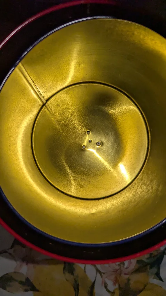 Hudson's Bay Holiday Cookie Tin image indicator(3)