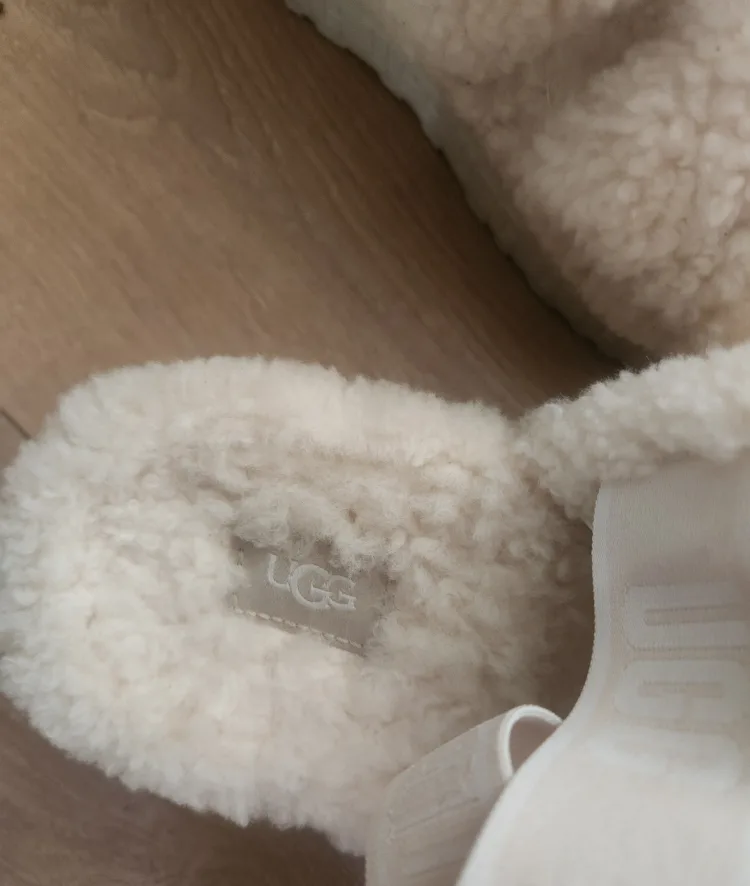 UGG Fluffita Yeah Slides - Off-White image indicator(5)