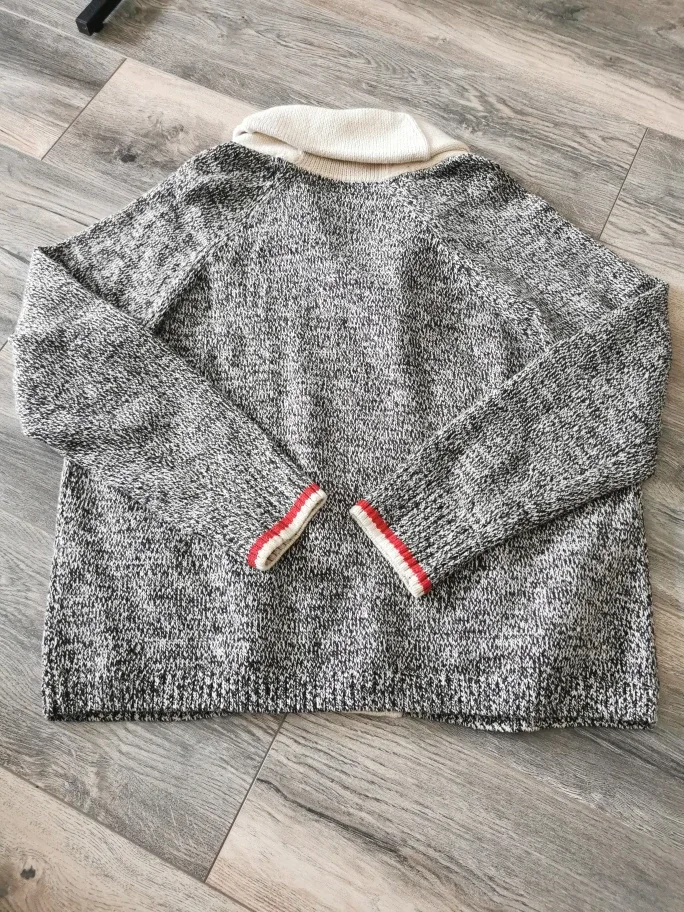Roots Cabin Cardigan Sweater - Size XL image indicator(3)