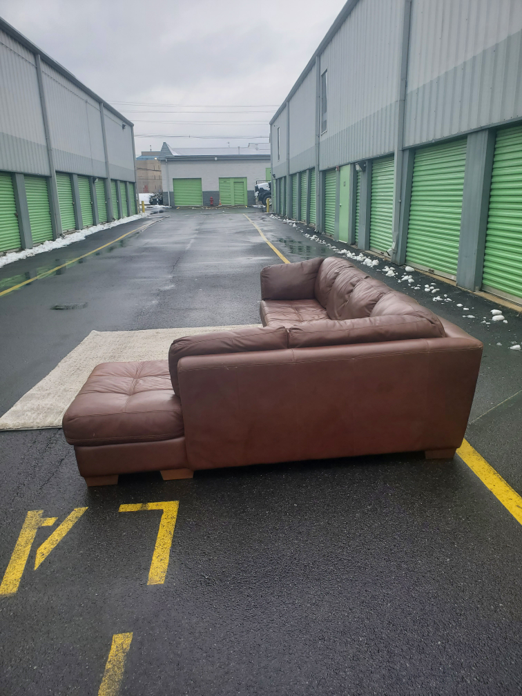 CHATEU D'AX Light Brown Leather Sectional(DELIVERY AVAILABLE) - photo 5
