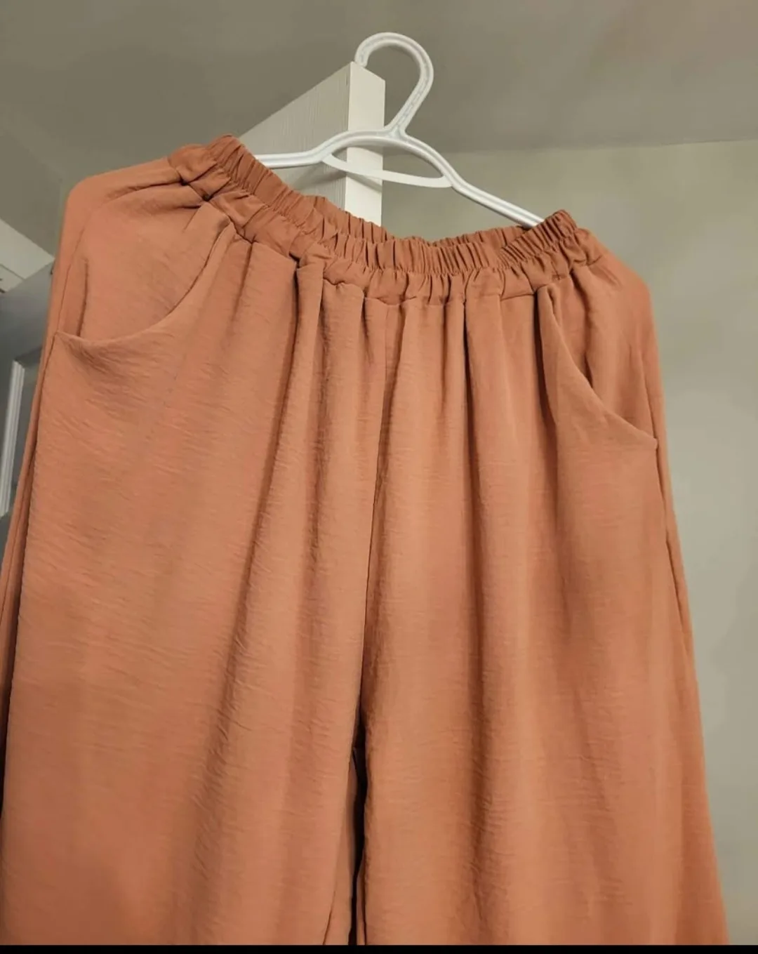 Women's pink co-ord set with Palazzo Pants image indicator(2)